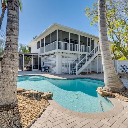 Beach Escape By Seabreeze Vacation